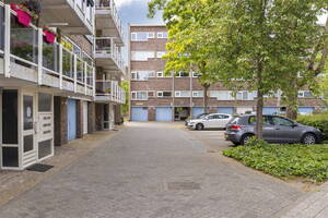 Julianaplantsoen 198, DIEMEN