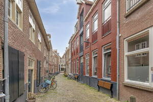 Kromme Elleboogsteeg 18 HAARLEM